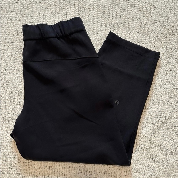 Lululemon On The Fly Crop - Picture 4 of 6
